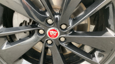 Jaguar F-Pace 2.0 D200 R-Dynamic Black 5dr Auto AWD Diesel Estate